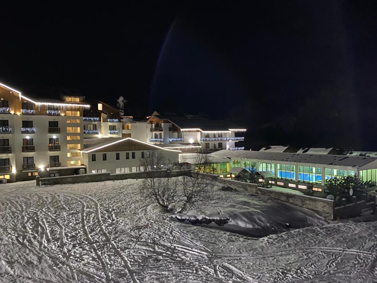 Snow Pine Suite - 4 Star Resort Bakoerjani Buitenkant foto