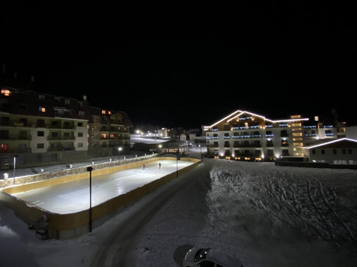 Snow Pine Suite - 4 Star Resort Bakoerjani Buitenkant foto